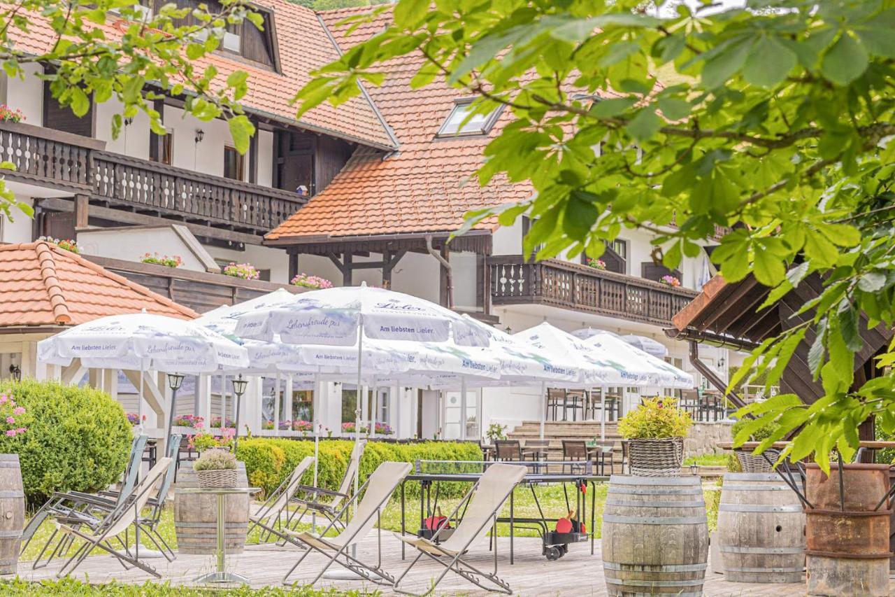 Boutique Wellnesshotel Landmann Steinen  Exterior photo