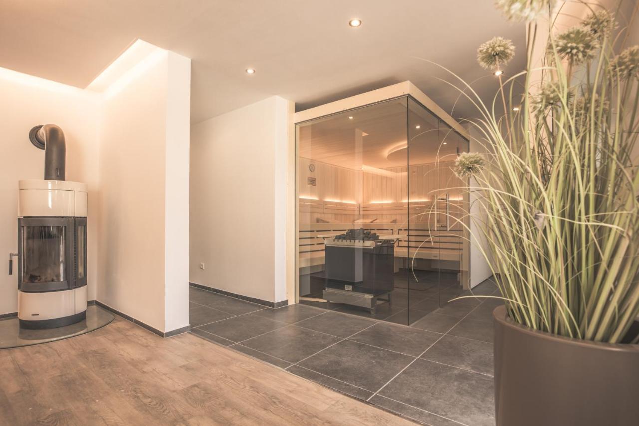 Boutique Wellnesshotel Landmann Steinen  Exterior photo