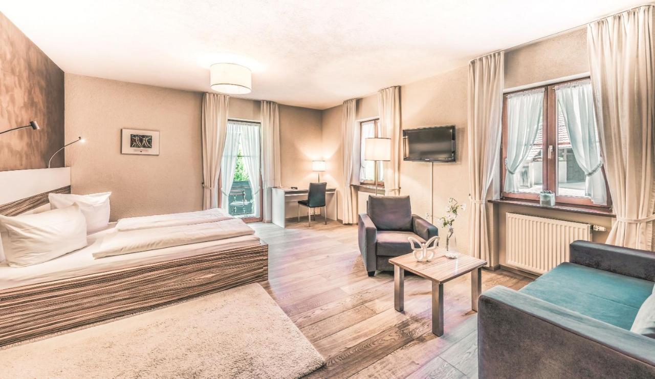 Boutique Wellnesshotel Landmann Steinen  Exterior photo