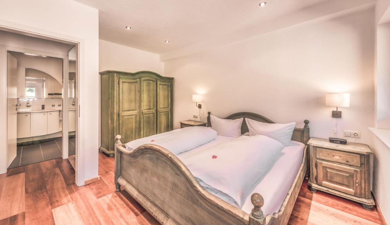 Boutique Wellnesshotel Landmann Steinen  Exterior photo