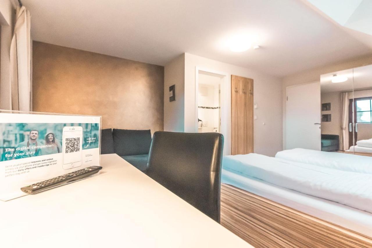 Boutique Wellnesshotel Landmann Steinen  Exterior photo